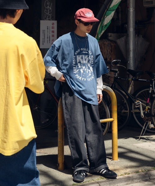 Perushu（ペルーシュ）の「Perushu/KISS ヴィンテージライクプリントTシャツ（Tシャツ/カットソー・メンズ・チャコールグレー/イエロー/ブルー系その他/イエロー系その他/ライトイエロー/グレー/ネイビー/ブルー/ダークグレー・MEDIUM/LARGE）」の18枚目の写真