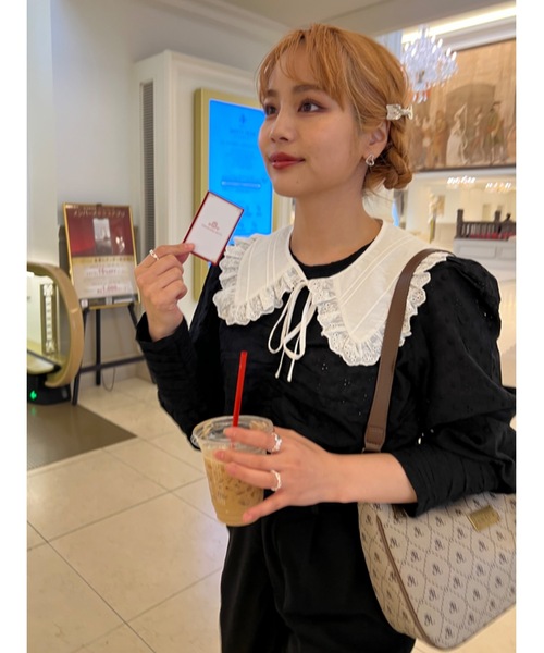 JUMELLE（ジュメロ）の「【スウェットやニットにも！】ロゴ付け襟（付け襟・レディース・ホワイト/ブラック・FREE）」の15枚目の写真