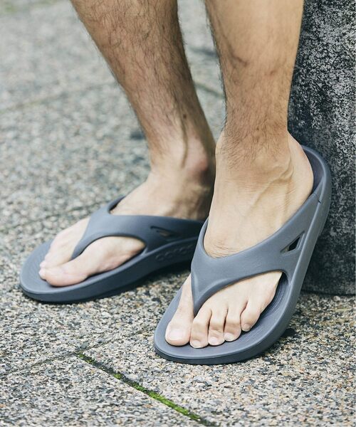 OOFOS(ウーフォス)の「《追加》【OOFOS / ウーフォス】Ooriginal(サンダル・メンズ・ブラック/グレー/ベージュ・70/80/90/100)」の2枚目の写真