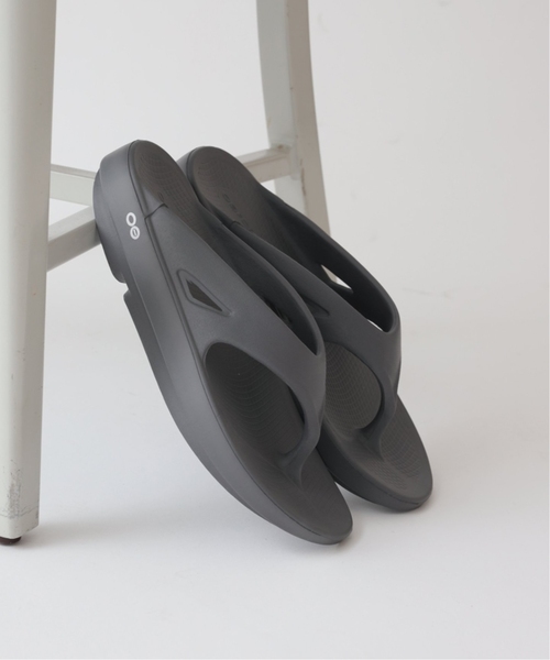 OOFOS(ウーフォス)の「《追加》【OOFOS / ウーフォス】Ooriginal(サンダル・メンズ・ブラック/グレー/ベージュ・70/80/90/100)」の1枚目の写真