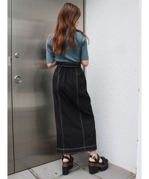 MURUA（ムルーア）の「アシメフロントボタンスカート（スカート・レディース・ブラック/ブラウン・1/2）」の7枚目の写真