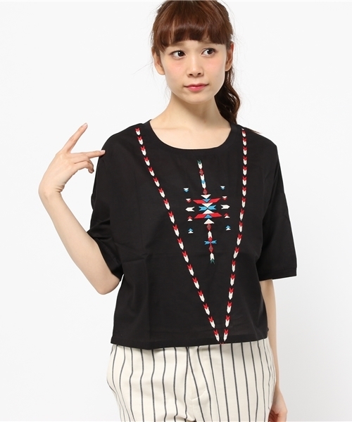 CIAOPANIC（チャオパニック）の「【Ciaopanic】　綿ボイル刺繍T（Tシャツ/カットソー・レディース・ホワイト/ブラック・FREE）」の2枚目の写真