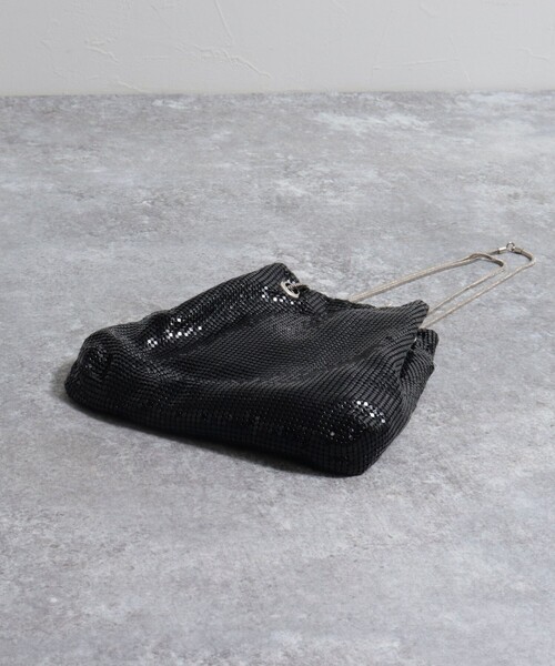 fredy emue（フレディエミュ）の「メタルメッシュ巾着バッグ（ショルダーバッグ・レディース・ゴールド/ブラック・FREE）」の8枚目の写真