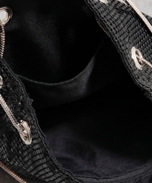 fredy emue（フレディエミュ）の「メタルメッシュ巾着バッグ（ショルダーバッグ・レディース・ゴールド/ブラック・FREE）」の12枚目の写真