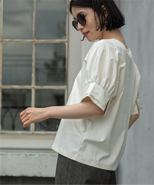 OPAQUE.CLIP（オペークドットクリップ）の「◆異素材ボリューム袖カットソー/シルク調コットン【洗濯機洗い可】（Tシャツ/カットソー・レディース・ブラック/オフホワイト/グリーン/ボルドー・38/42/36/40）」の5枚目の写真