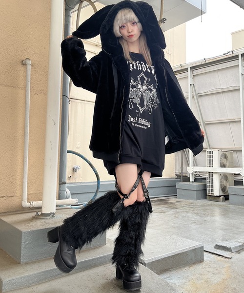 SPINNS(スピンズ)の「フェイクレザーレースアップ厚底シューズ(ブーツ・レディース・ブラック・M/L/LL)」の18枚目の写真