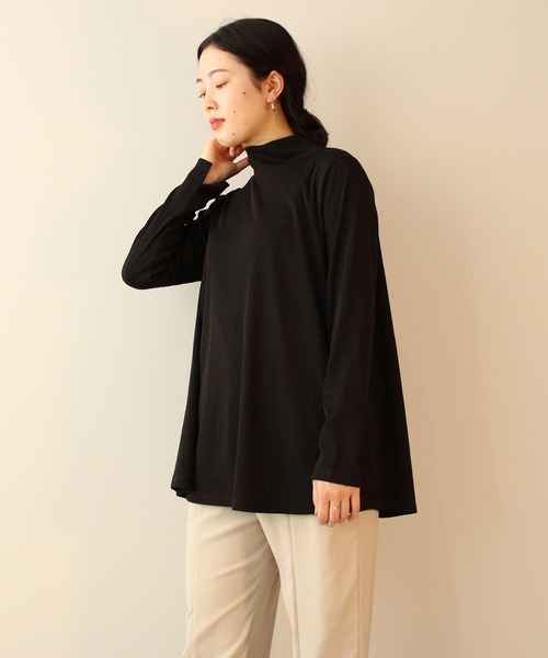 leswel(レスウェル)の「【L~5L 大きいサイズ】ランダムテレコ ボトルネック カットソー(Tシャツ/カットソー・レディース・ブラック/グレー/ブルー・4L/5L/L/3L/LL)」の4枚目の写真
