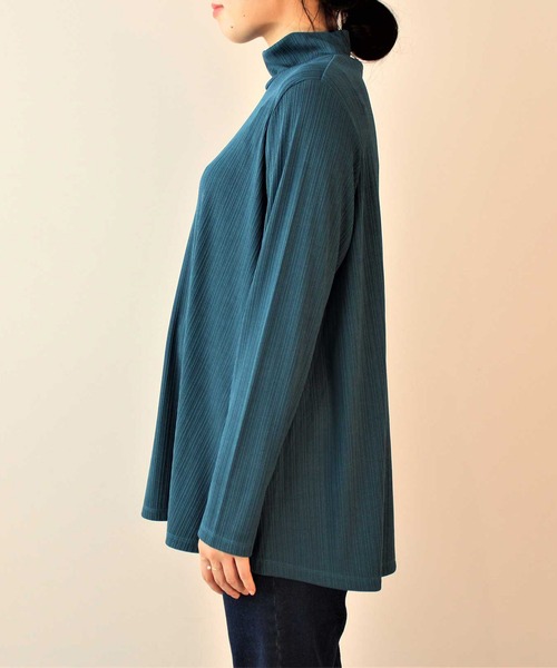 leswel(レスウェル)の「【L~5L 大きいサイズ】ランダムテレコ ボトルネック カットソー(Tシャツ/カットソー・レディース・ブラック/グレー/ブルー・4L/5L/L/3L/LL)」の12枚目の写真