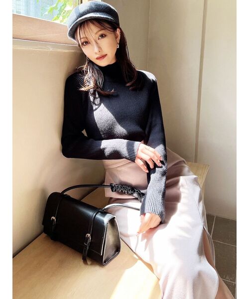 RESEXXY（リゼクシー）の「ハイネックベーシックニットトップス（ニット/セーター・レディース・ブラック/ホワイト/チャコールグレー/その他1/レッド・FREE）」の7枚目の写真