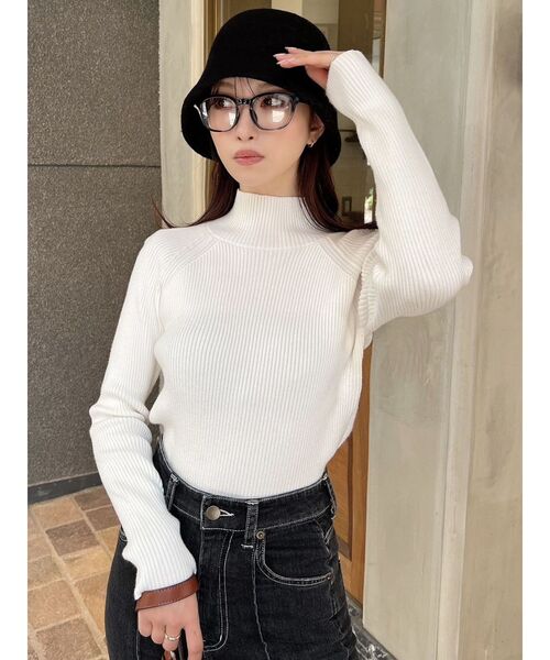 RESEXXY（リゼクシー）の「ハイネックベーシックニットトップス（ニット/セーター・レディース・ブラック/ホワイト/チャコールグレー/その他1/レッド・FREE）」の19枚目の写真