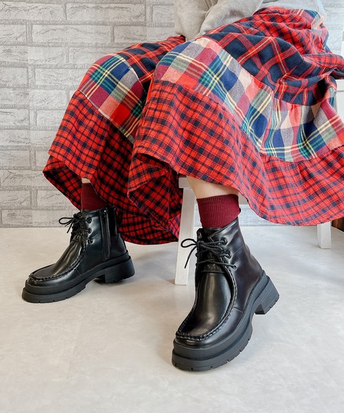 Noubel Voug Relax（ヌーベルヴォーグリラックス）の「トラックソール チロリアンブーツ（ブーツ・レディース・ホワイト/ブラック・M/LL/L/S）」の8枚目の写真