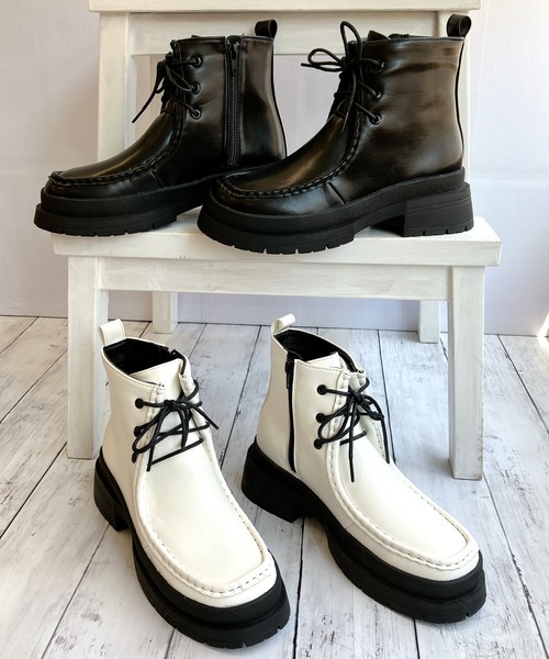 Noubel Voug Relax（ヌーベルヴォーグリラックス）の「トラックソール チロリアンブーツ（ブーツ・レディース・ホワイト/ブラック・M/LL/L/S）」の3枚目の写真