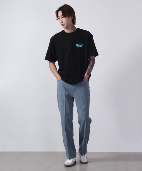 MODISH GAZE（モディシュガゼ）の「MODISH GAZE スモーキングガールRelaxed半袖Tシャツ（Tシャツ/カットソー・メンズ・ホワイト×グレー/ホワイト×ブルー/ブラック×ブルー/ブラック×グレー・XL/L/M）」の8枚目の写真