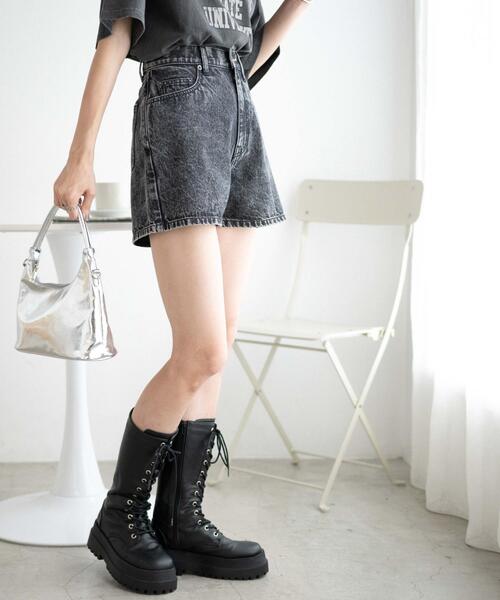 WEGO(ウィゴー)の「WEGO/デニム台形ショートパンツ(デニムパンツ・レディース・ブラック/ダークインディゴブルー/ブラック系その他/コバルトブルー・LARGE/SMALL/X-LARGE/MEDIUM/X-SMALL)」の18枚目の写真