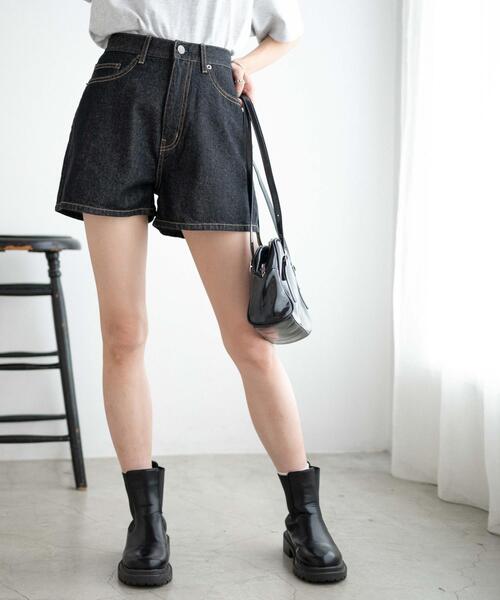 WEGO(ウィゴー)の「WEGO/デニム台形ショートパンツ(デニムパンツ・レディース・ブラック/ダークインディゴブルー/ブラック系その他/コバルトブルー・LARGE/SMALL/X-LARGE/MEDIUM/X-SMALL)」の13枚目の写真