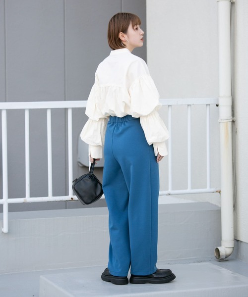 KBF（ケイビーエフ）の「ダブルスリーブギャザーシャツ（シャツ/ブラウス・レディース・ダークブラウン/アイボリー/ベージュ系その他・ONE）」の8枚目の写真