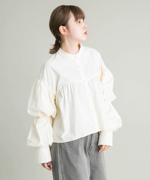 KBF（ケイビーエフ）の「ダブルスリーブギャザーシャツ（シャツ/ブラウス・レディース・ダークブラウン/アイボリー/ベージュ系その他・ONE）」の9枚目の写真