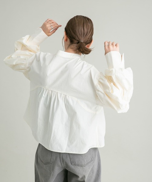 KBF（ケイビーエフ）の「ダブルスリーブギャザーシャツ（シャツ/ブラウス・レディース・ダークブラウン/アイボリー/ベージュ系その他・ONE）」の15枚目の写真