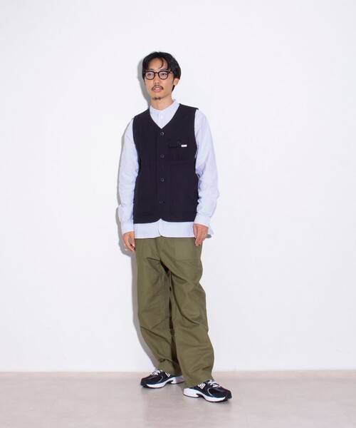 GLOSTER(グロスター)の「【GLOSTER/グロスター】トラヴァイユ ワークベスト フィッシング(ベスト・メンズ・オリーブ/ブラック/キナリ・S/M/L)」の4枚目の写真