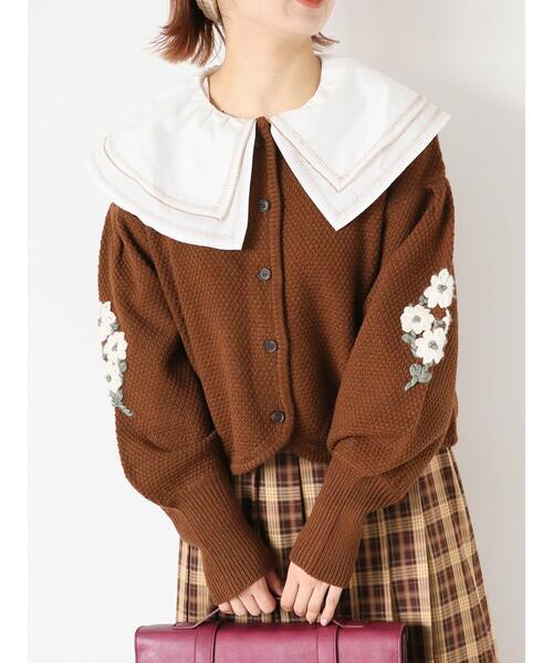 ehka sopo（エヘカソポ）の「袖刺繍カーディガン（カーディガン/ボレロ・レディース・キナリ/マスタード/ブラウン・F）」の4枚目の写真