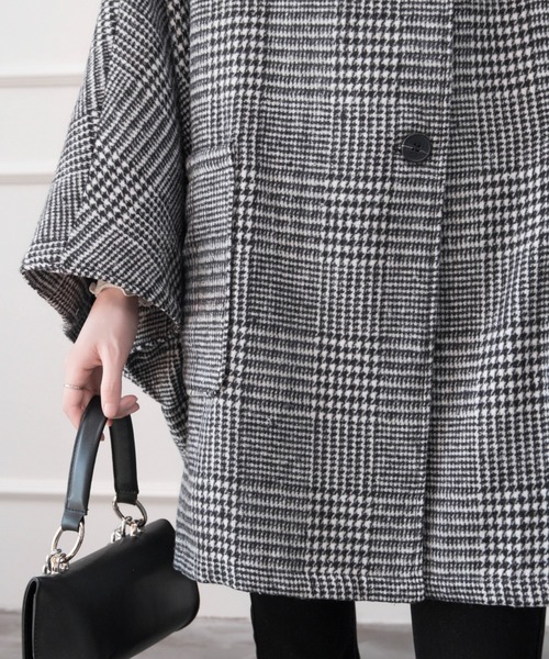 ABITOKYO（アビトーキョー）の「ビックシルエットスタンドカラーチェック柄ポンチョコート（ポンチョ・レディース・ブラック/ベージュ系その他/ブラック系その他/ベージュ/アイボリー/モカ・FREE）」の17枚目の写真