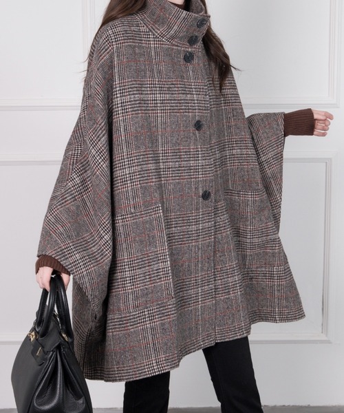 ABITOKYO（アビトーキョー）の「ビックシルエットスタンドカラーチェック柄ポンチョコート（ポンチョ・レディース・ブラック/ベージュ系その他/ブラック系その他/ベージュ/アイボリー/モカ・FREE）」の22枚目の写真