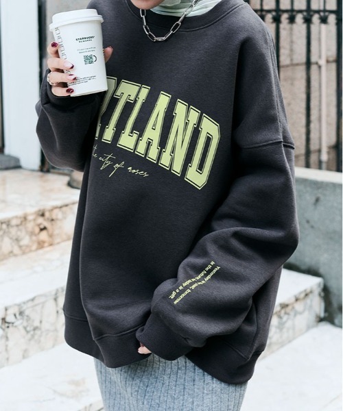 kirakiraShop(キラキラショップ)の「ロゴプリント 裏起毛 スウェット プルオーバー(スウェット・レディース・チャコール/グリーン/杢グレー/ブルー/ブラック/カーキ/ライトベージュ・FREE)」の4枚目の写真