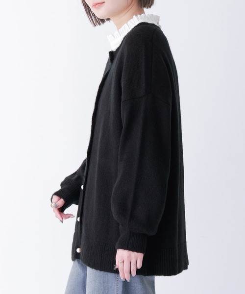 osharewalker(オシャレウォーカー)の「【廃盤】『フェイクパールボタンモヘヤタッチカーディガン』(カーディガン/ボレロ・レディース・ライトベージュ/ブラック・FREE)」の3枚目の写真