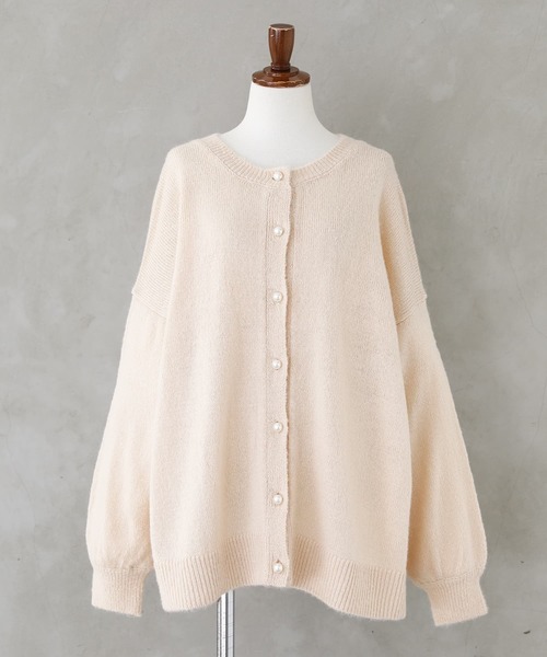 osharewalker(オシャレウォーカー)の「【廃盤】『フェイクパールボタンモヘヤタッチカーディガン』(カーディガン/ボレロ・レディース・ライトベージュ/ブラック・FREE)」の7枚目の写真
