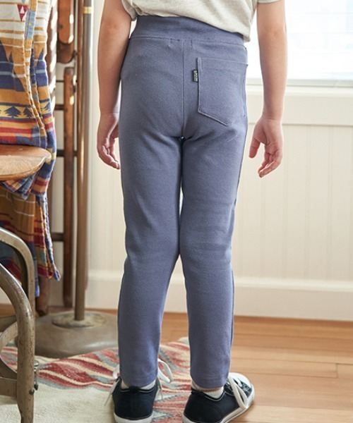 b・ROOM(ビールーム)の「【エニウェアシリーズ】ストレッチスリムパンツ(その他パンツ・キッズ・ベージュ/モスグリーン/シルバーグレー/ダークパープル/グレイッシュブルー/ブラック・100cm/110cm/140cm/130cm/120cm)」の15枚目の写真