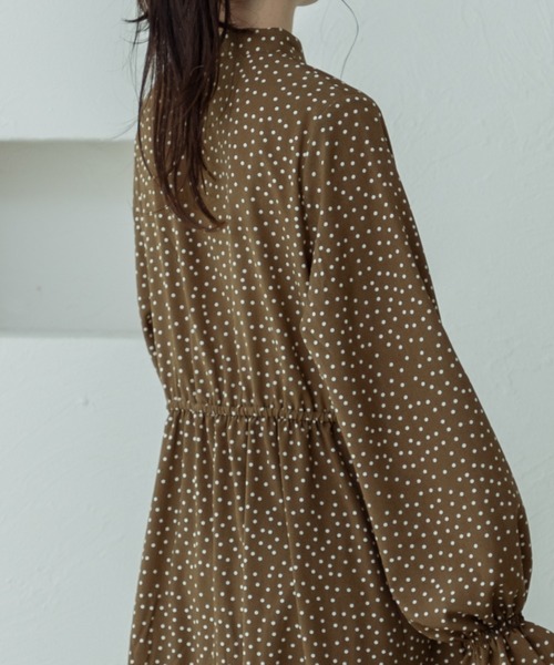 pairmanon（ペアマノン）の「【ママサイズ】ドット柄 スタンドカラー