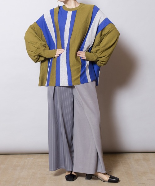 OSMOSIS(オズモーシス)の「ウェーブストライプニットプルオーバー(ニット/セーター・レディース・ベージュ/オリーブ/ブラック・ONE SIZE)」の4枚目の写真