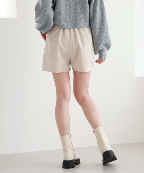 archives（アルシーヴ）の「ハイウエストパイピングショートパンツ（その他パンツ・レディース・ブラック/アイボリー/ブルーグレー・MEDIUM）」の4枚目の写真