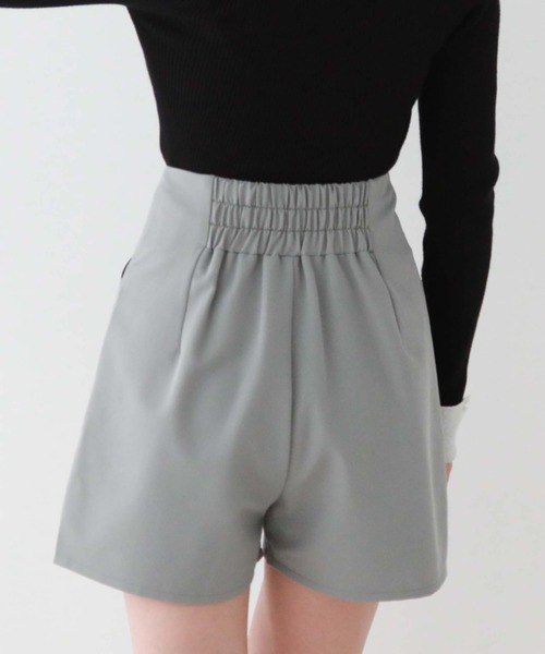 archives（アルシーヴ）の「ハイウエストパイピングショートパンツ