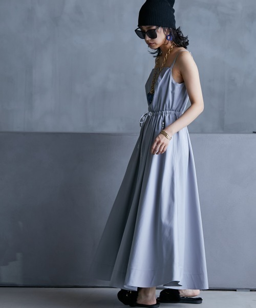 GEVS.（ジェイヴィス）の「＜大きいサイズ＞ フロントジップキャミソールロングワンピース GEVS.（ワンピース・レディース・ブラック/グレー・L/LL/3L/4L/5L）」の3枚目の写真