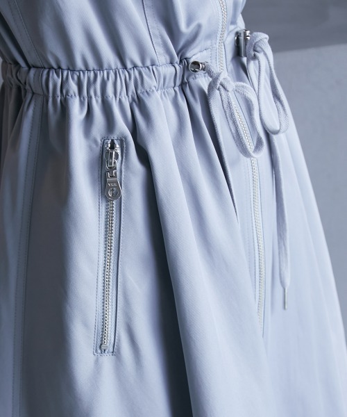 GEVS.（ジェイヴィス）の「＜大きいサイズ＞ フロントジップキャミソールロングワンピース GEVS.（ワンピース・レディース・ブラック/グレー・L/LL/3L/4L/5L）」の21枚目の写真