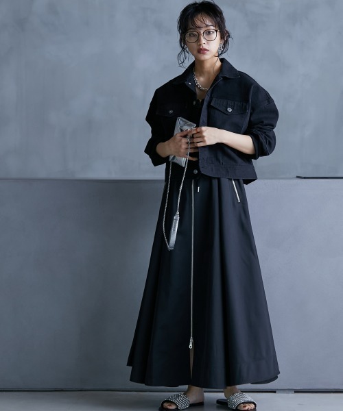 GEVS.（ジェイヴィス）の「＜大きいサイズ＞ フロントジップキャミソールロングワンピース GEVS.（ワンピース・レディース・ブラック/グレー・L/LL/3L/4L/5L）」の7枚目の写真