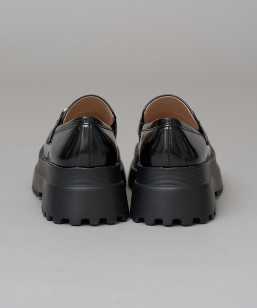 one after another NICE CLAUP(ワンアフターアナザーナイスクラップ)の「ボリュームタンク底ローファー(ローファー・レディース・ブラック/ブラック系その他・M/S/L)」の16枚目の写真