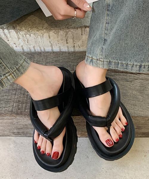 Miniministore(ミニミニストア)の「厚底トングサンダル スポーツサンダル(サンダル・レディース・クリーム/ブラック/ホワイト・22.5cm/23.0cm/23.5cm/24.0cm/24.5cm)」の2枚目の写真