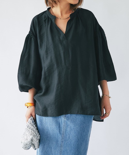 un dix cors(アンディコール)の「シアーツイルスキッパーシャツ(シャツ/ブラウス・レディース・ブラック/オフホワイト/グリーン・FREE)」の2枚目の写真