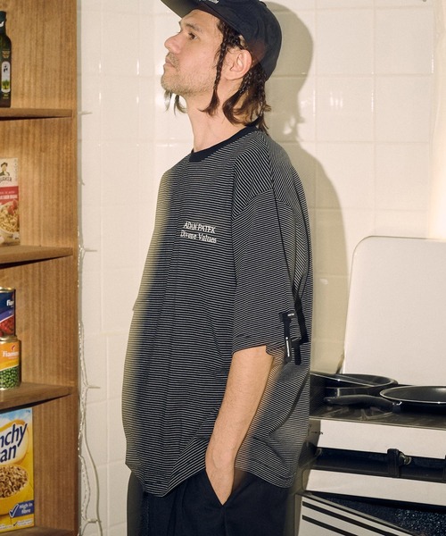 ADAM PATEK(アダムパテック)の「ADAMPATEK/thin stripes short sleeve/ボーダー半袖Tシャツ(Tシャツ/カットソー・メンズ・ネイビー系/ライトグレー系/ブラック系・2/1)」の10枚目の写真
