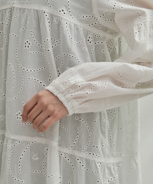 Arnold Palmer（アーノルドパーマー）の「インナーセット アンブレラ レース ワンピース（ワンピース・レディース・ブラック/ホワイト・L/M/S）」の6枚目の写真