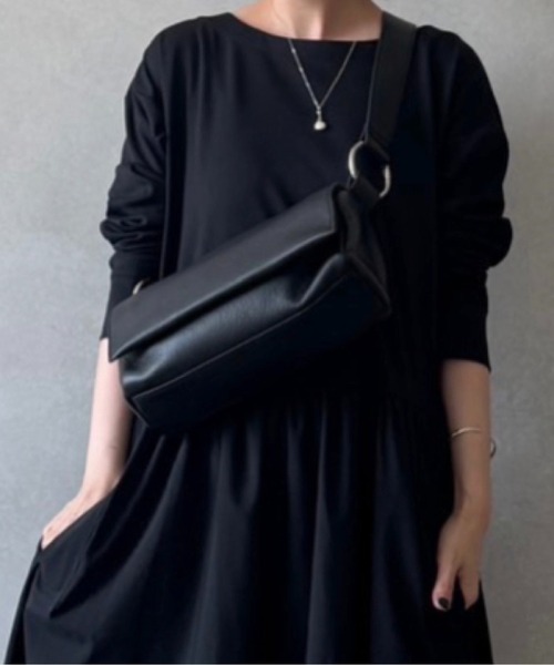 BEARDSLEY｜《ベルト付替え可》レザーボディバッグ | Rakuten