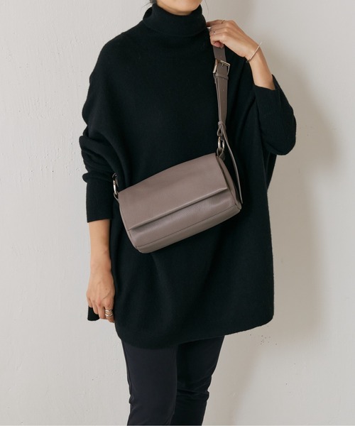 新品 ビアズリー beardsley レザー ボディバッグ　ショルダーバッグ　黒 ビアズリー BEARDSLEY レザーボディバッグ （black） -靴