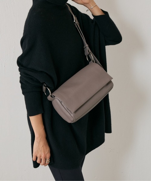 ビアズリー beardsley レザーボディバッグ ビアズリー BEARDSLEY レザーボディバッグ （black） -靴