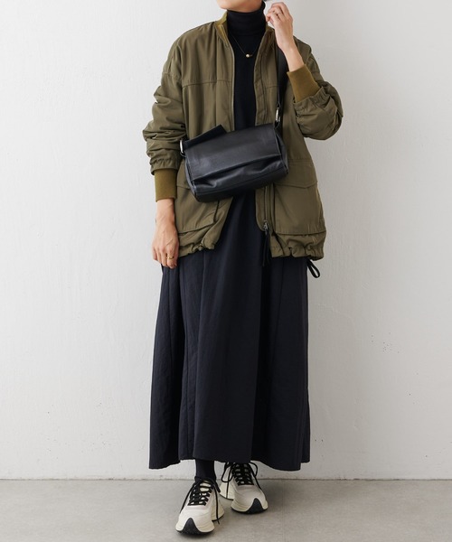 新品　タグ付き　BEARDSLEY トープ レザーボディバッグ ビアズリー BEARDSLEY レザーボディバッグ （taupe） -靴