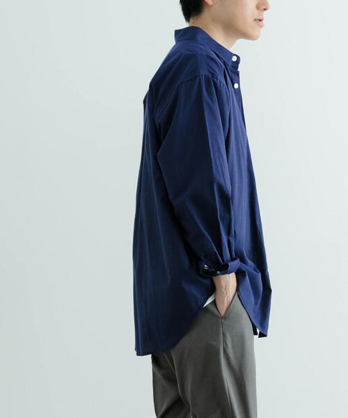 ITEMS URBANRESEARCH(アイテムズ アーバンリサーチ)の「PENNEYS FOX Youth レギュラーカラー シャツ(シャツ/ブラウス・メンズ・ネイビー/ホワイト/ライトブルー/オリーブ・LARGE/MEDIUM)」の9枚目の写真
