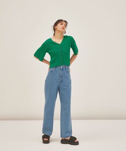 EMMEL REFINES（エメルリファインズ）の「＜EMMEL REFINES＞EM リブショートスリーブ Vネック カーディガン（カーディガン/ボレロ・レディース・ナチュラル/ライトブルー/ケリー・FREE）」の4枚目の写真