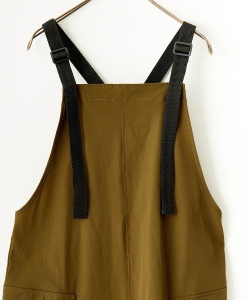 THOUSAND MILE（サウザンドマイル）の「[THOUSAND MILE/サウザンド マイル] 別注 ドローコード付きジャンパースカート（ジャンパースカート・レディース・ブラック/カーキ/オリーブ・F）」の5枚目の写真