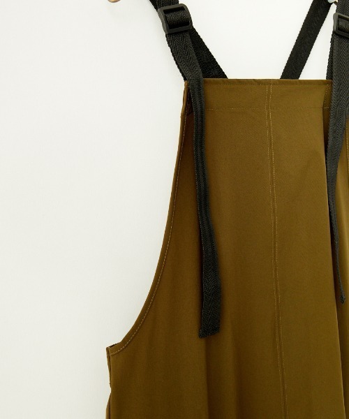 THOUSAND MILE（サウザンドマイル）の「[THOUSAND MILE/サウザンド マイル] 別注 ドローコード付きジャンパースカート（ジャンパースカート・レディース・ブラック/カーキ/オリーブ・F）」の6枚目の写真